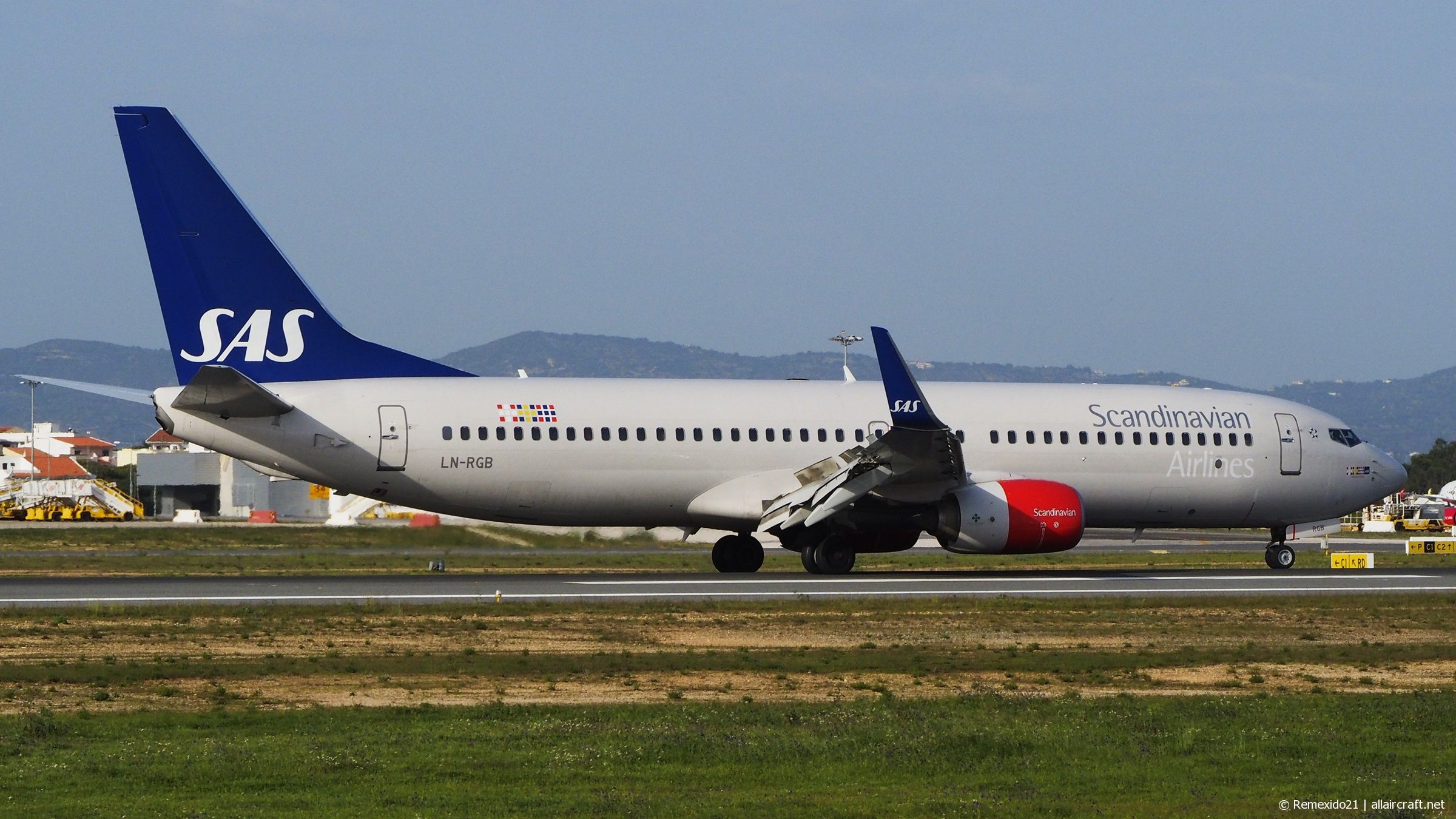 LN-RGB (38034) 2012 Boeing 737-86N(WL)