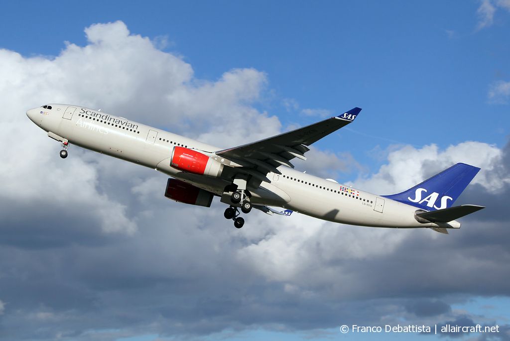LN-RKN (568) 2003 Airbus A330-343X