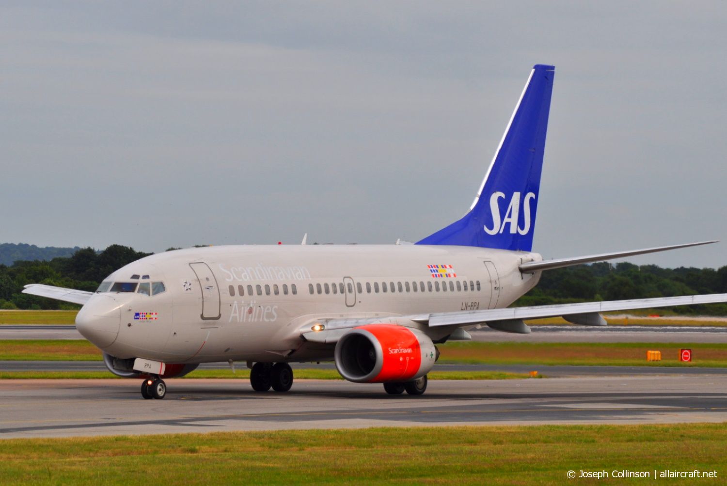 LN-RPA (28290) 1998 Boeing 737-683