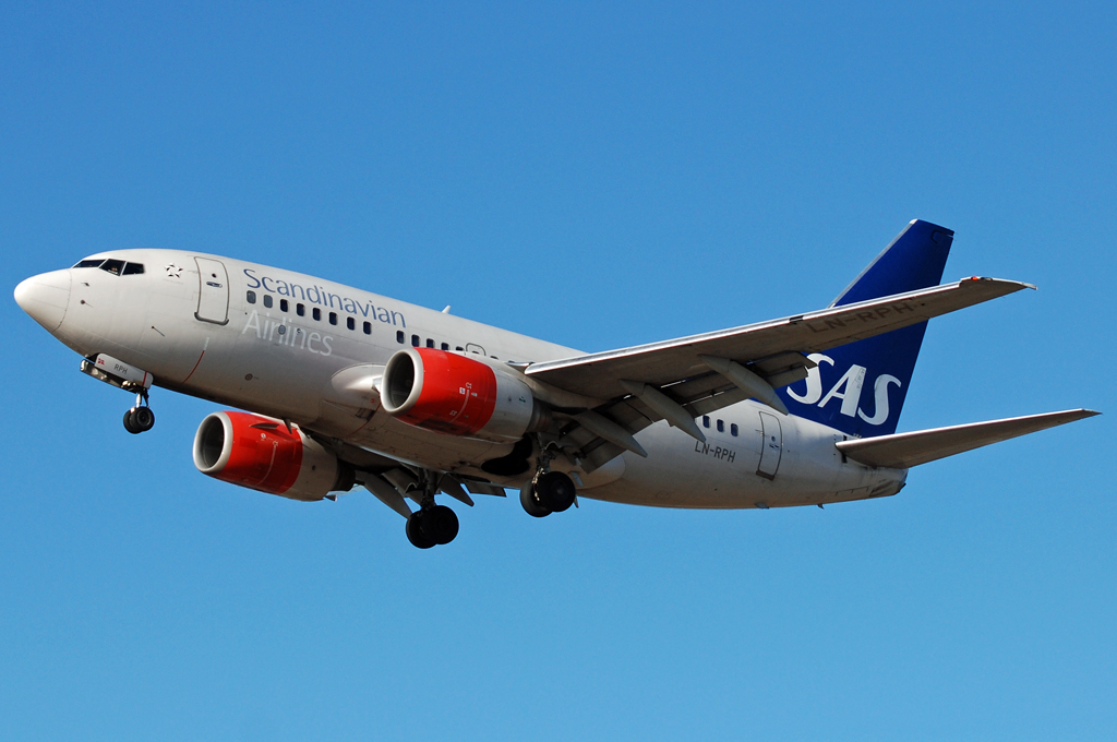 LN-RPH · Boeing 737-683 · (CPH / EKCH)