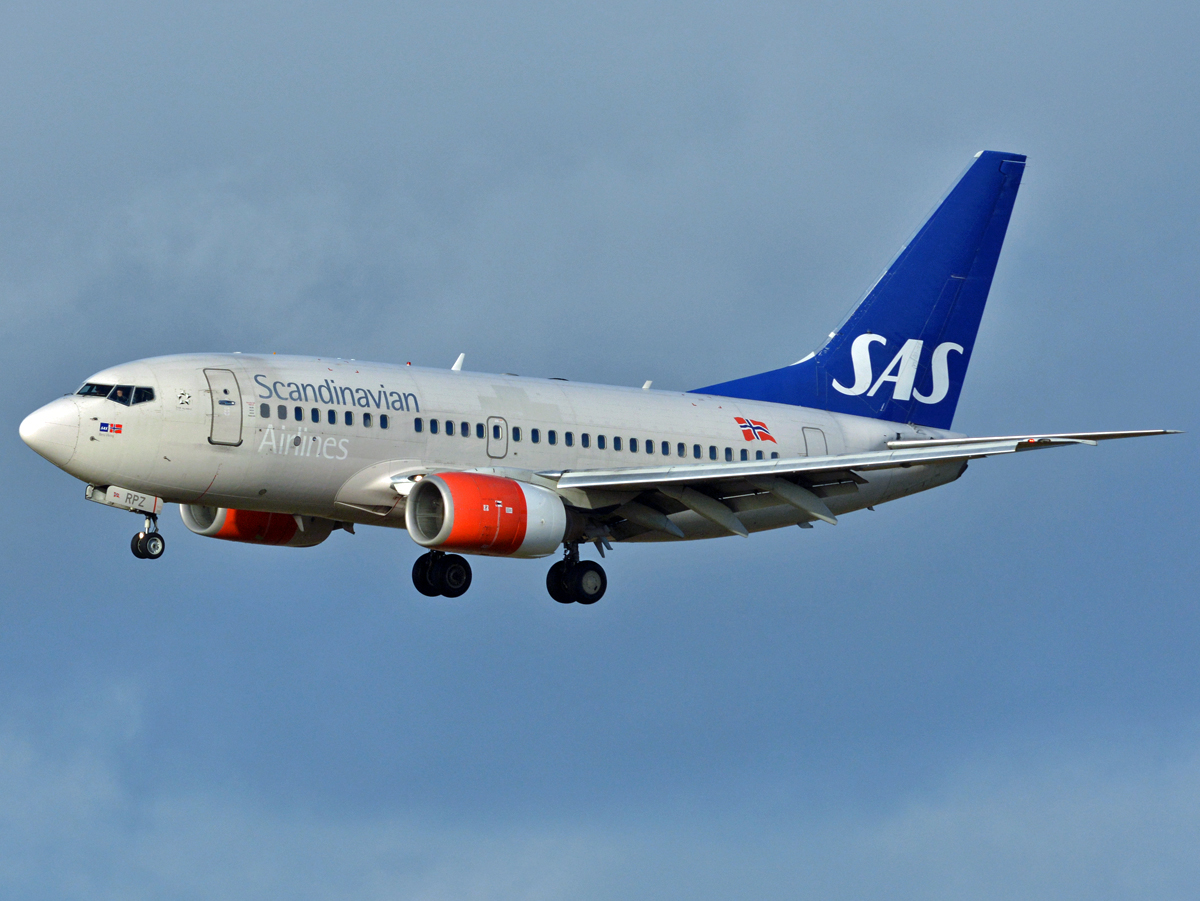 LN-RPZ · Boeing 737-683 · (CPH / EKCH)