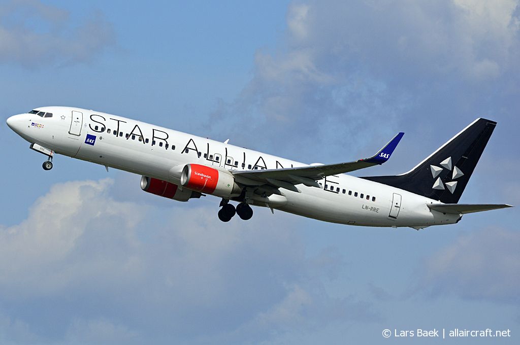 LN-RRE (35706) 2008 Boeing 737-85P(WL)