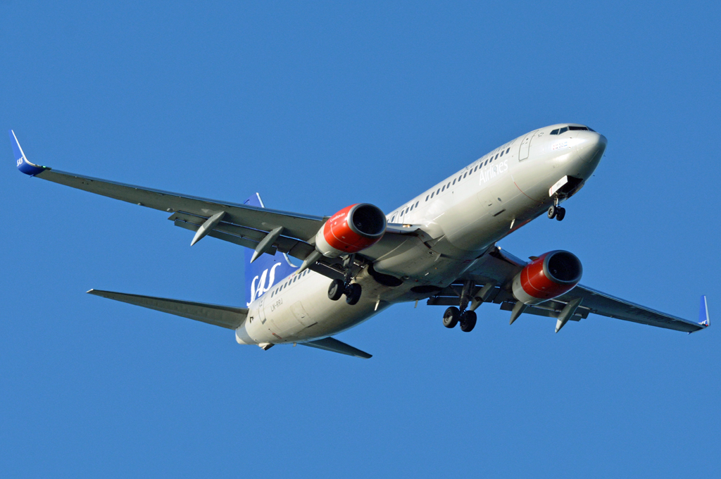 LN-RRJ · Boeing 737-883(WL) · (CPH / EKCH)