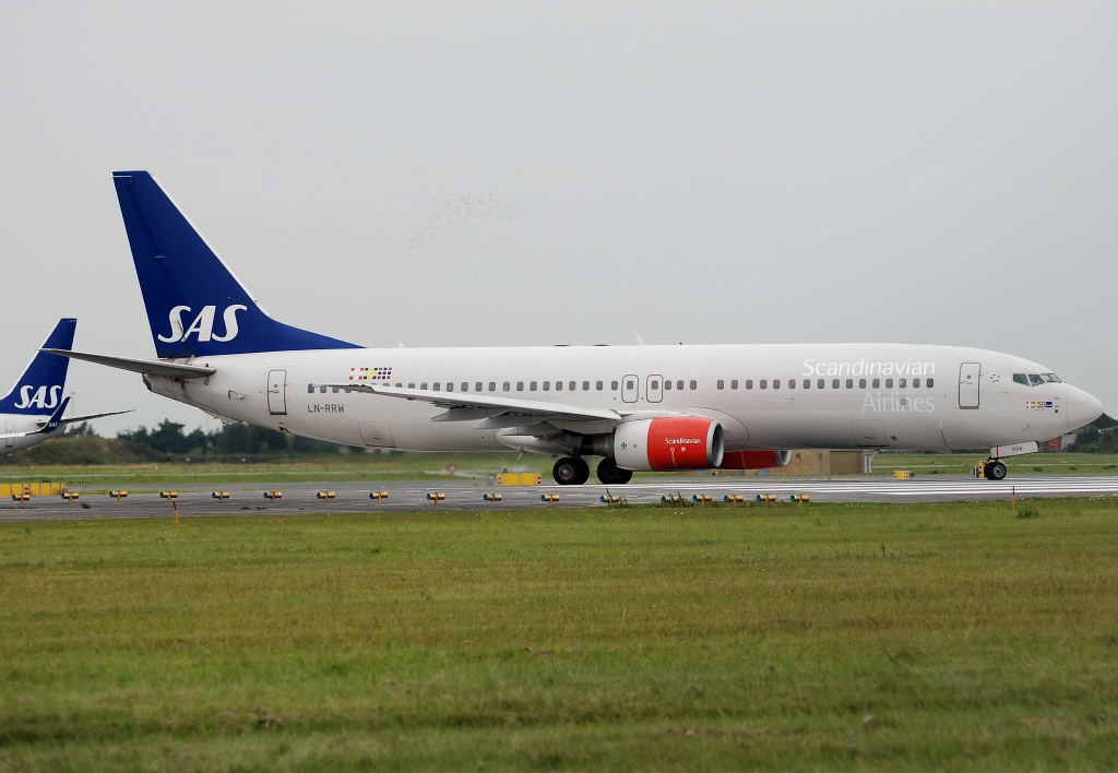LN-RRW · Boeing 737-883 · (CPH / EKCH)