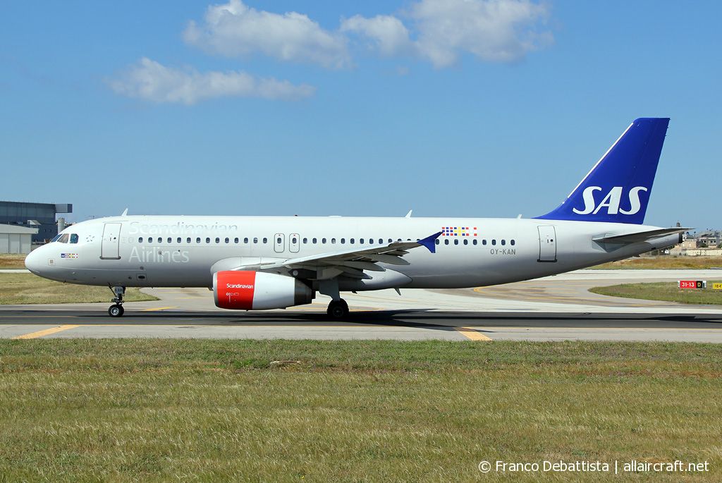 OY-KAN · Airbus A320-232 · (MLA / LMML)