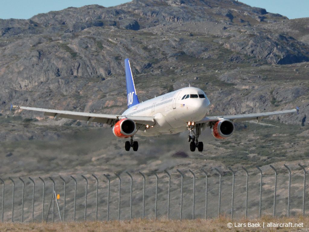 OY-KAS · Airbus A320-232 · (SFJ / BGSF)