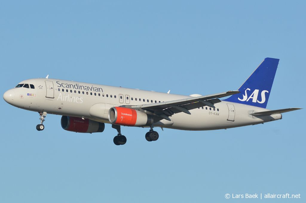 OY-KAW · Airbus A320-232 · (CPH / EKCH)