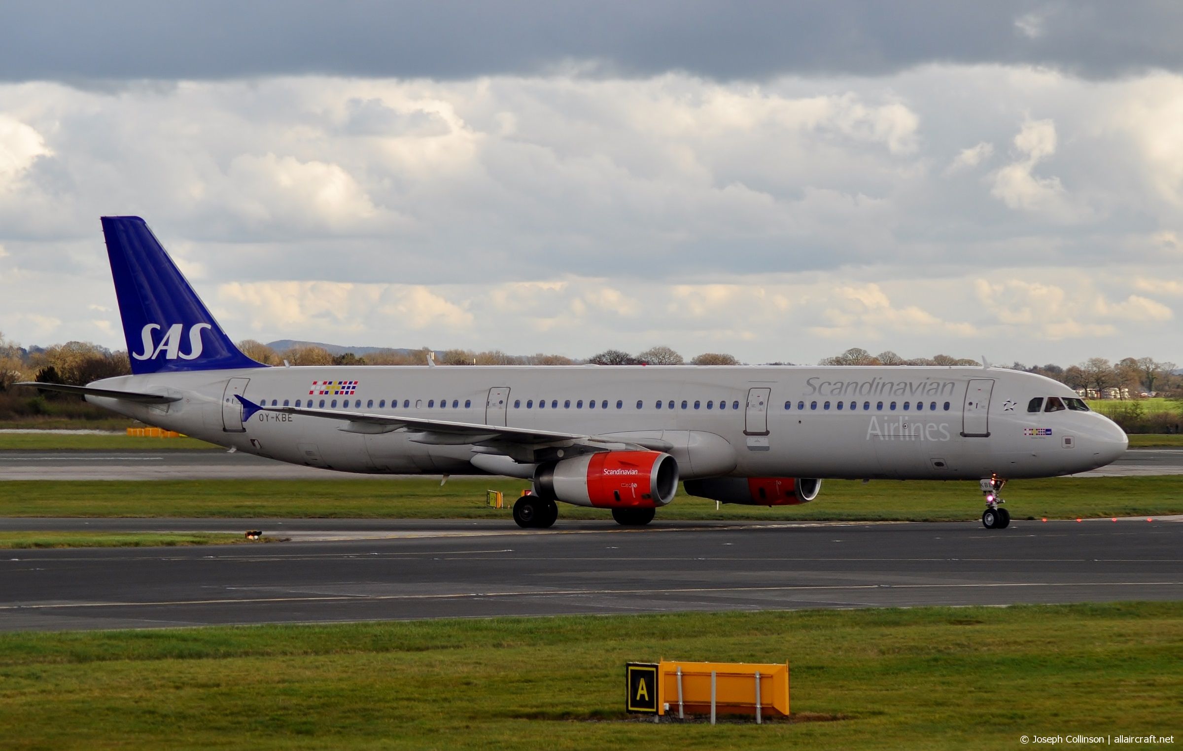OY-KBE · Airbus A321-232 · (MAN / EGCC)