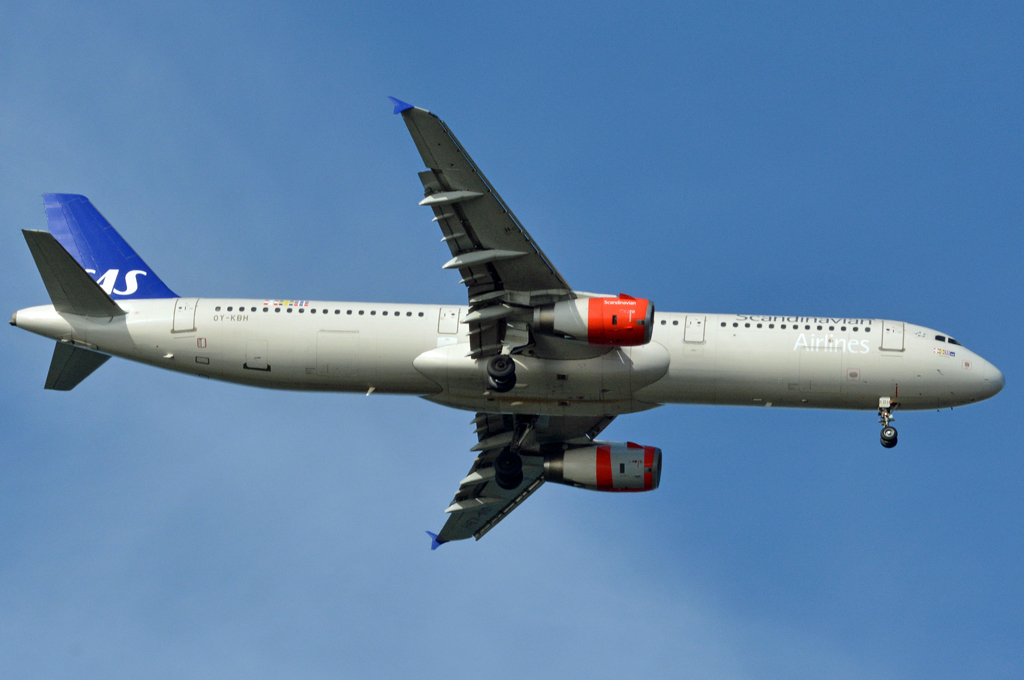 OY-KBH (cn 1675) Airbus A321-232