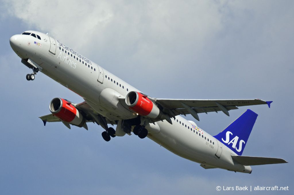 OY-KBH · Airbus A321-232 · (CPH / EKCH)