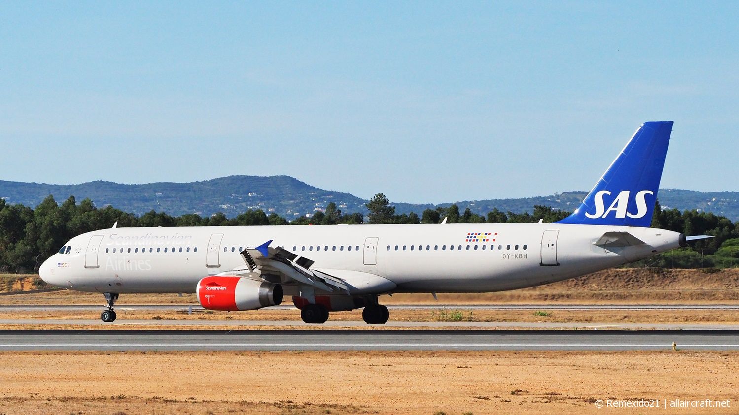 OY-KBH · Airbus A321-232 · (FAO / LPFR)