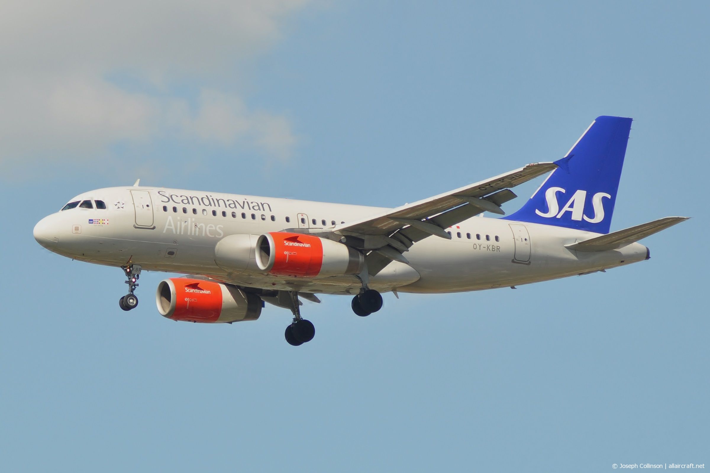 OY-KBR · Airbus A319-132 · (LHR / EGLL)