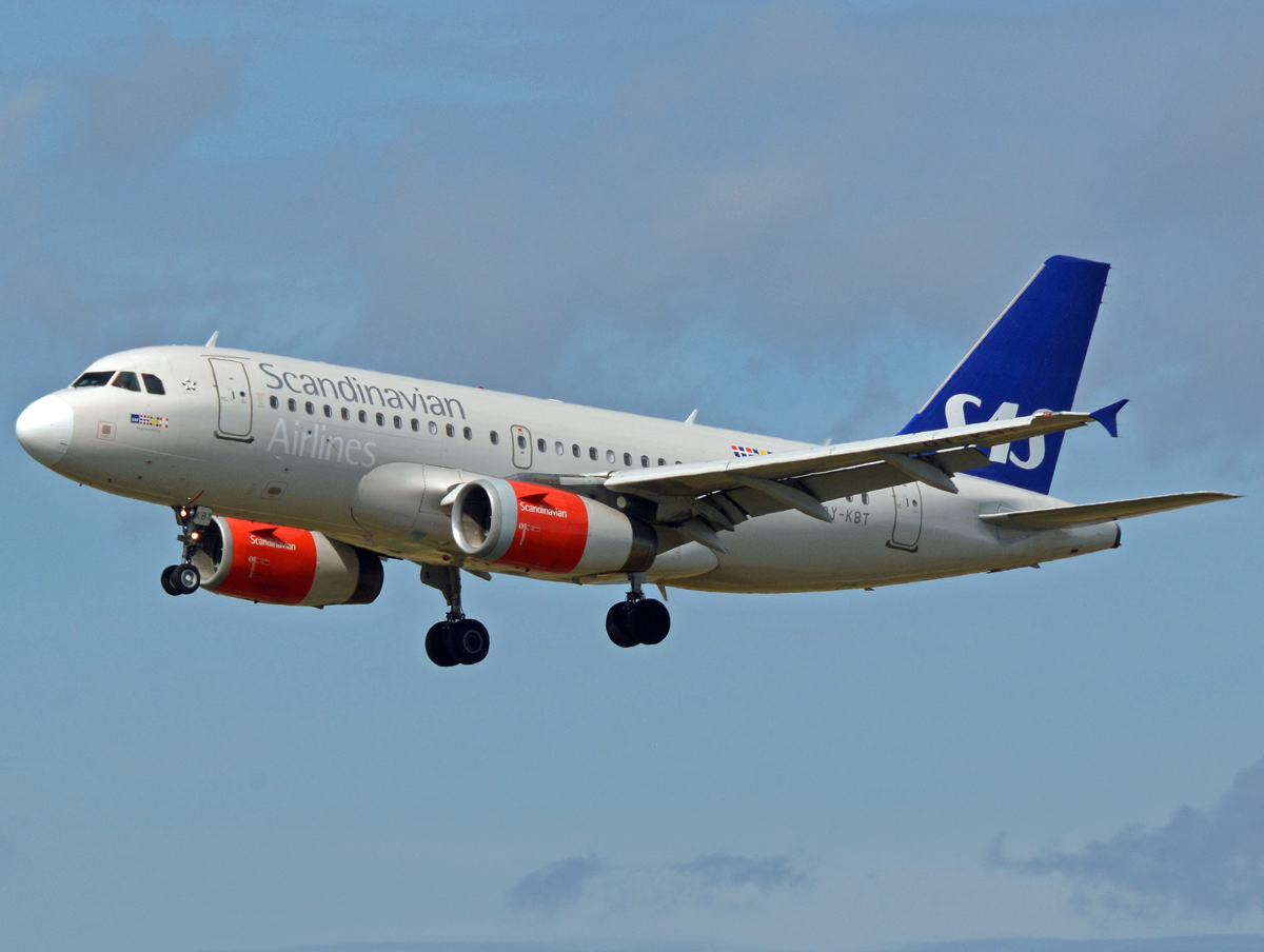 OY-KBT (3292) 2007 Airbus A319-131