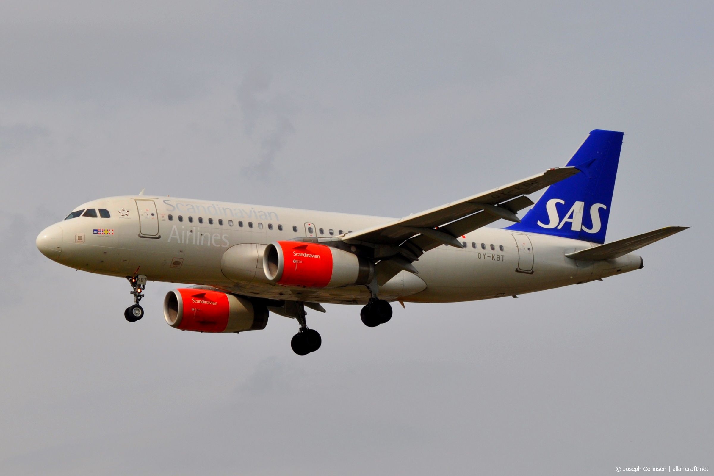 OY-KBT · Airbus A319-131 · (LHR / EGLL)