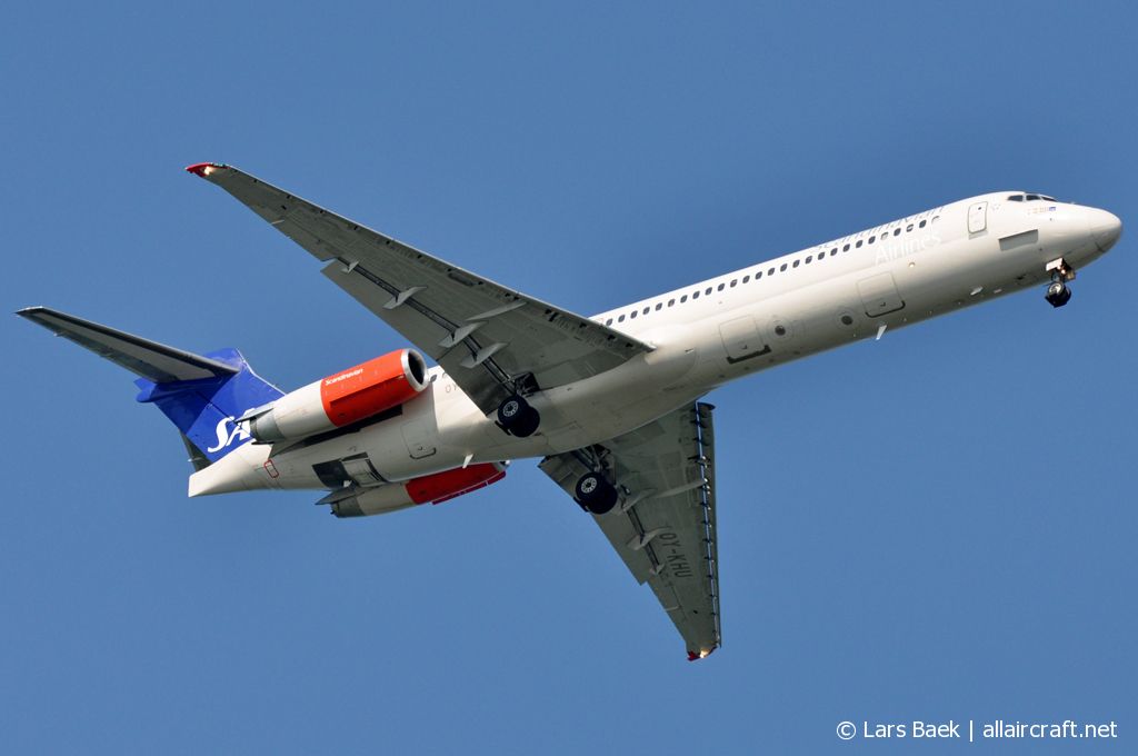 OY-KHU · McDonnell Douglas MD-87 · (CPH / EKCH)