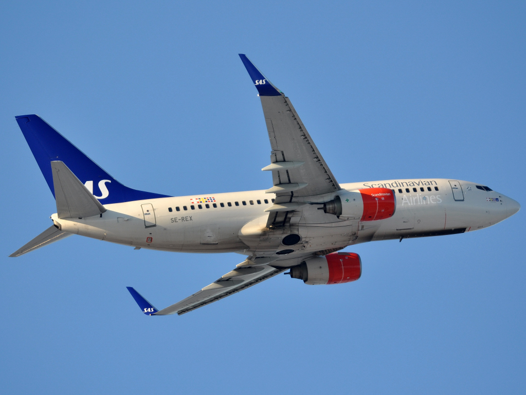 SE-REX (33418) 2002 Boeing 737-76N WL