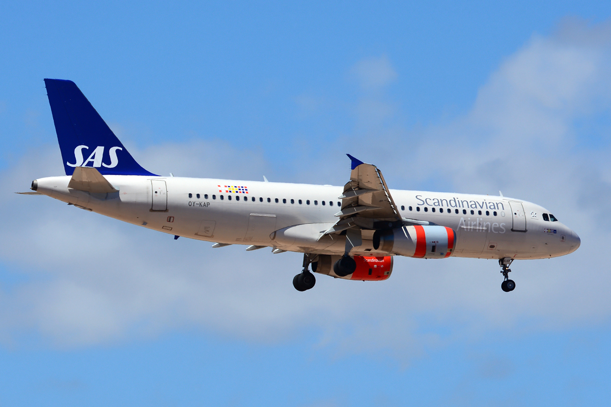 OY-KAP (cn 3086) Airbus A320-232