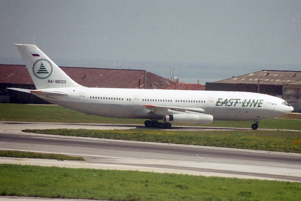 RA-86125 · Ilyushin Il-86 · (LIS / LPPT)