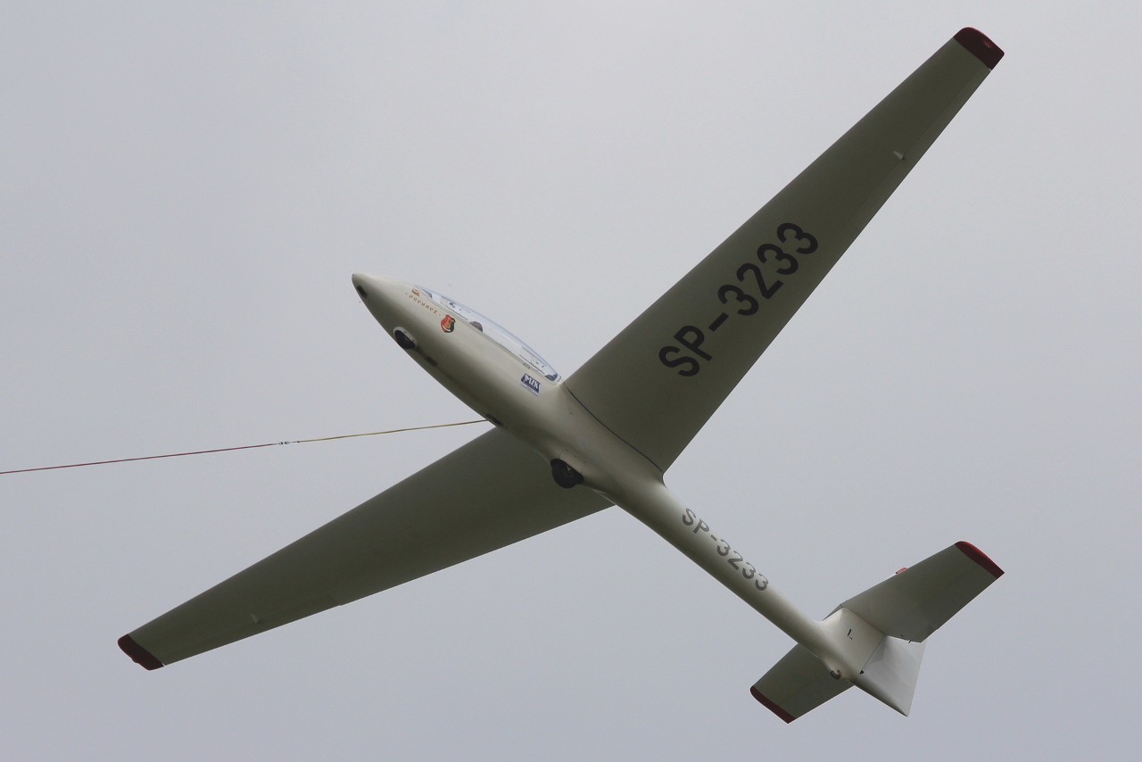 SP-3233 · SZD-50-3 Puchacz · (EPST)