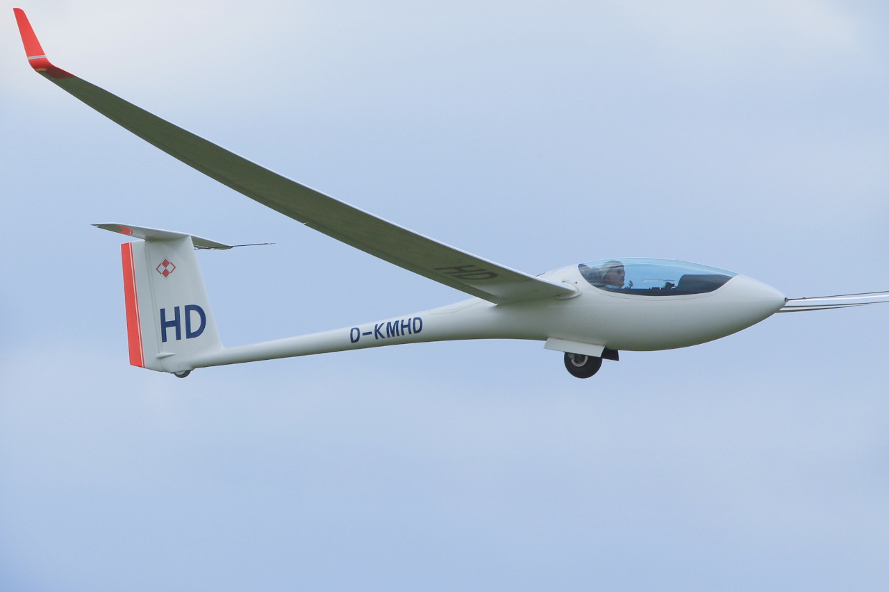 D-KMHD · Schleicher ASG-29 · (EPST)