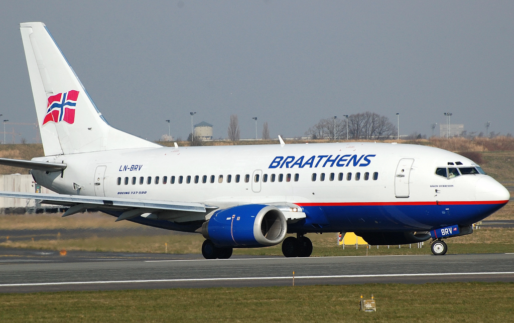 LN-BRV (25791) 1992 Boeing 737-505