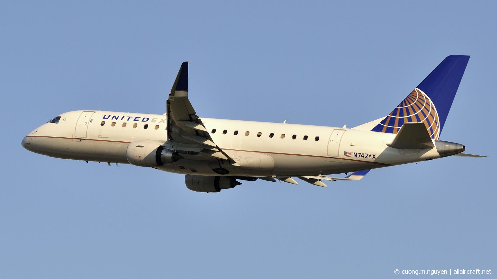 N742YX · Embraer 170-200LR · (YUL / CYUL)