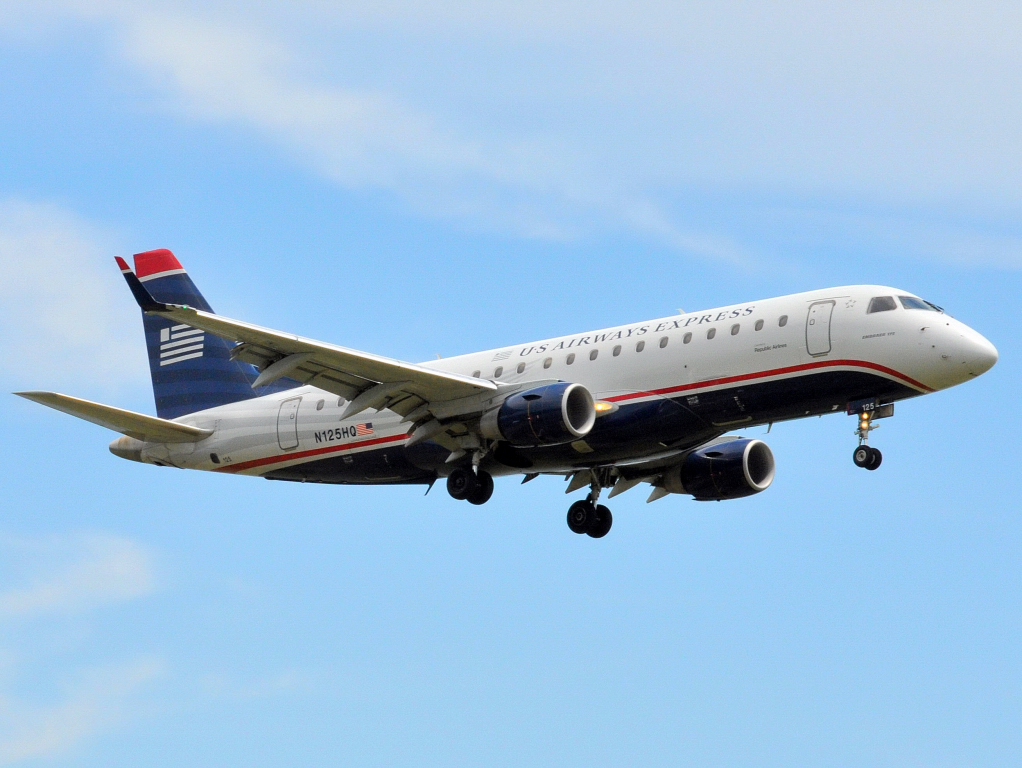 N125HQ · Embraer 170-200LR · (DCA / KDCA)