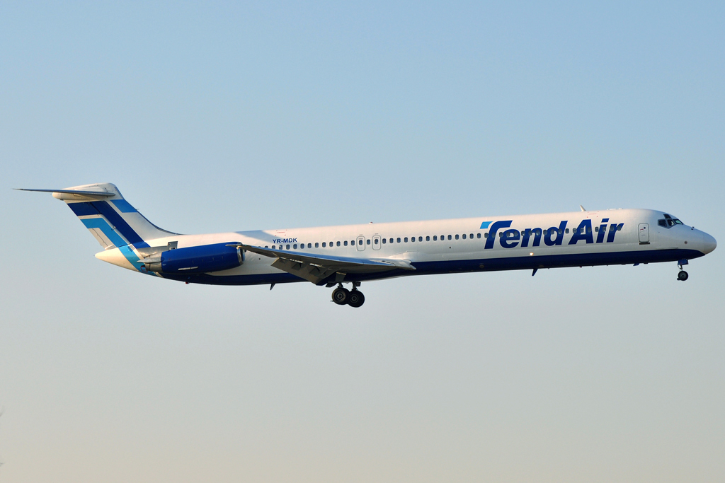 YR-MDK (49139) 1982 McDonnell Douglas MD-82