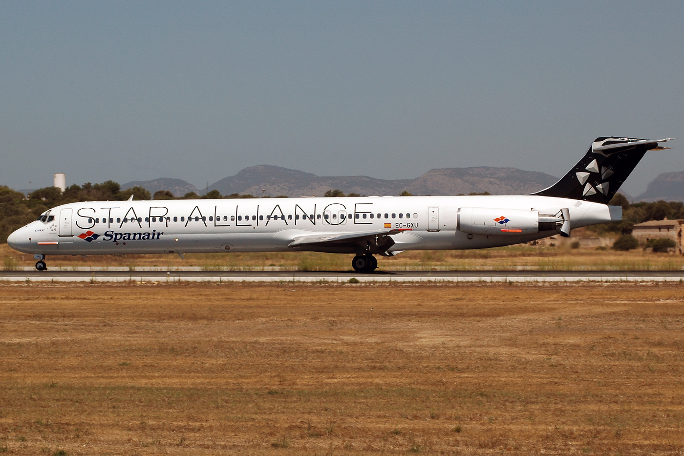 EC-GXU · McDonnell Douglas MD-83 · (PMI / LEPA / LESJ)
