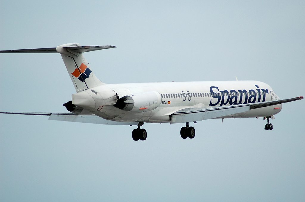 EC-HGA (cn 53052) McDonnell Douglas MD-83
