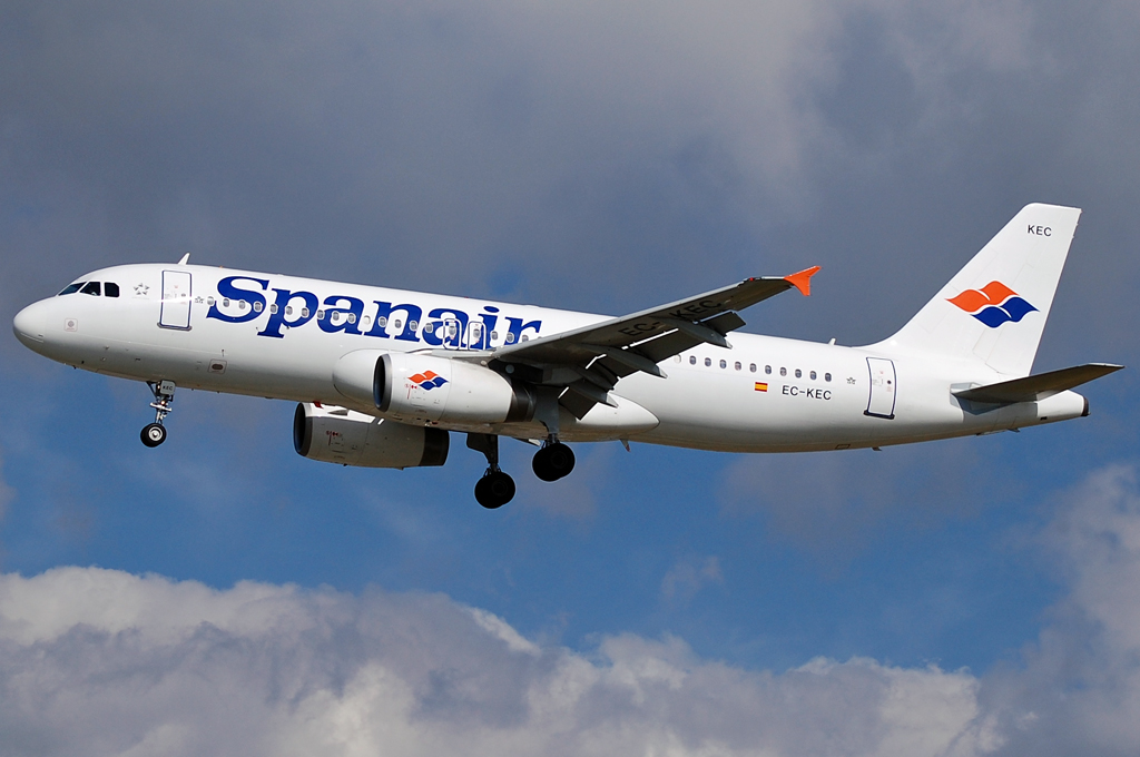 EC-KEC · Airbus A320-232 · (CPH / EKCH)