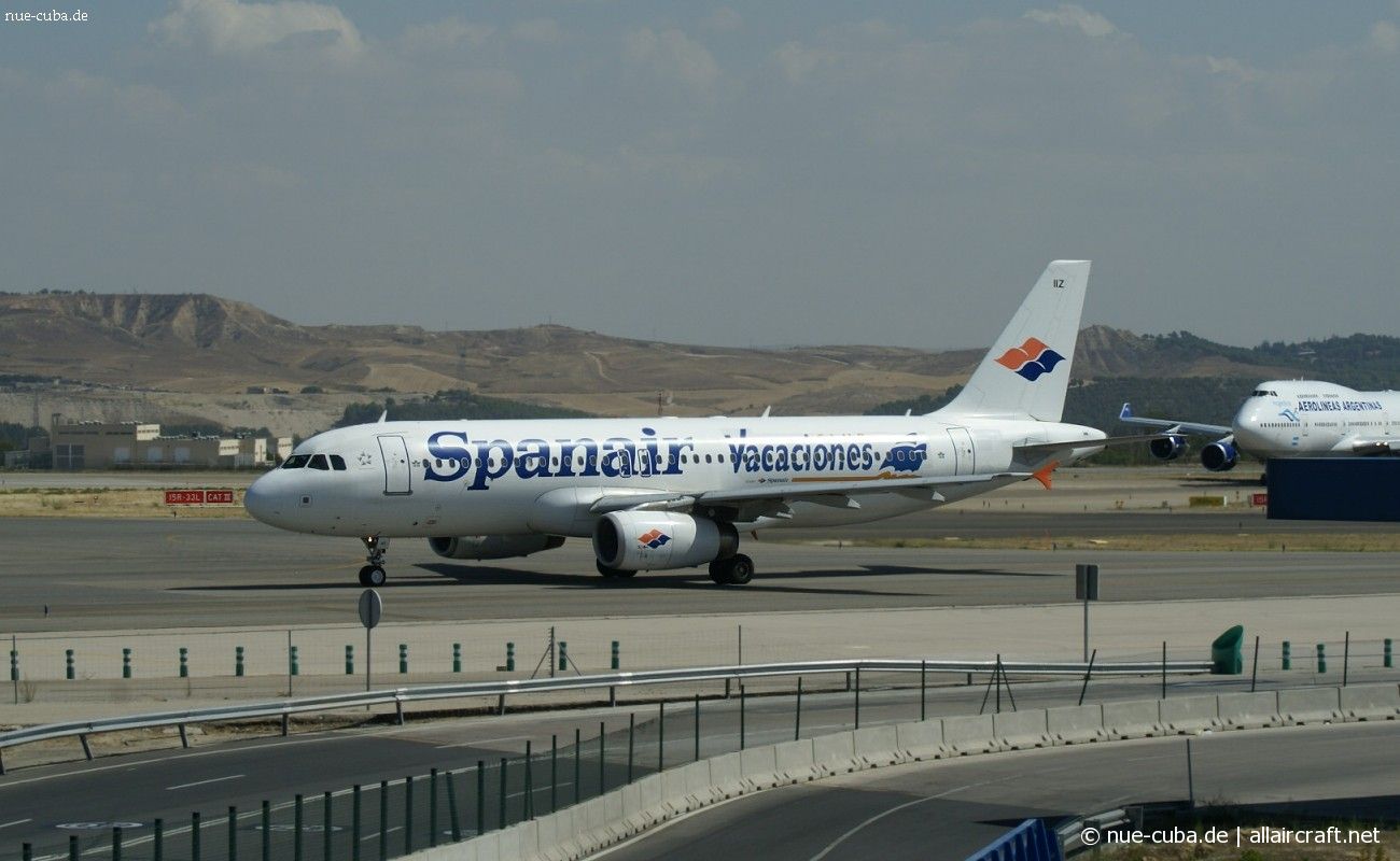 EC-IIZ · Airbus A320-232 · (MAD / LEMD)