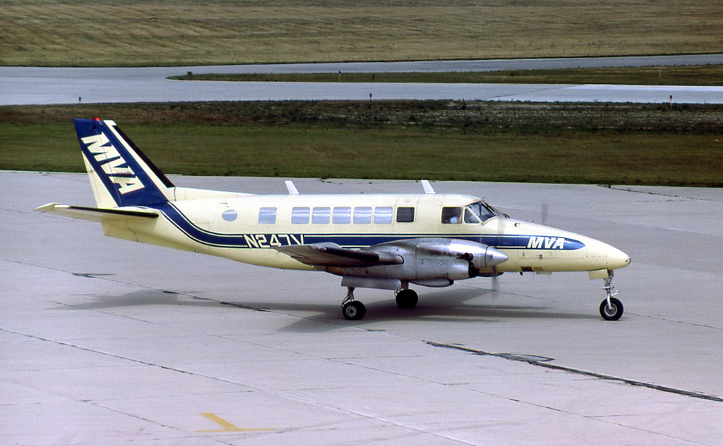 N247V · Beechcraft 99 Airliner · (MKE / KMKE)