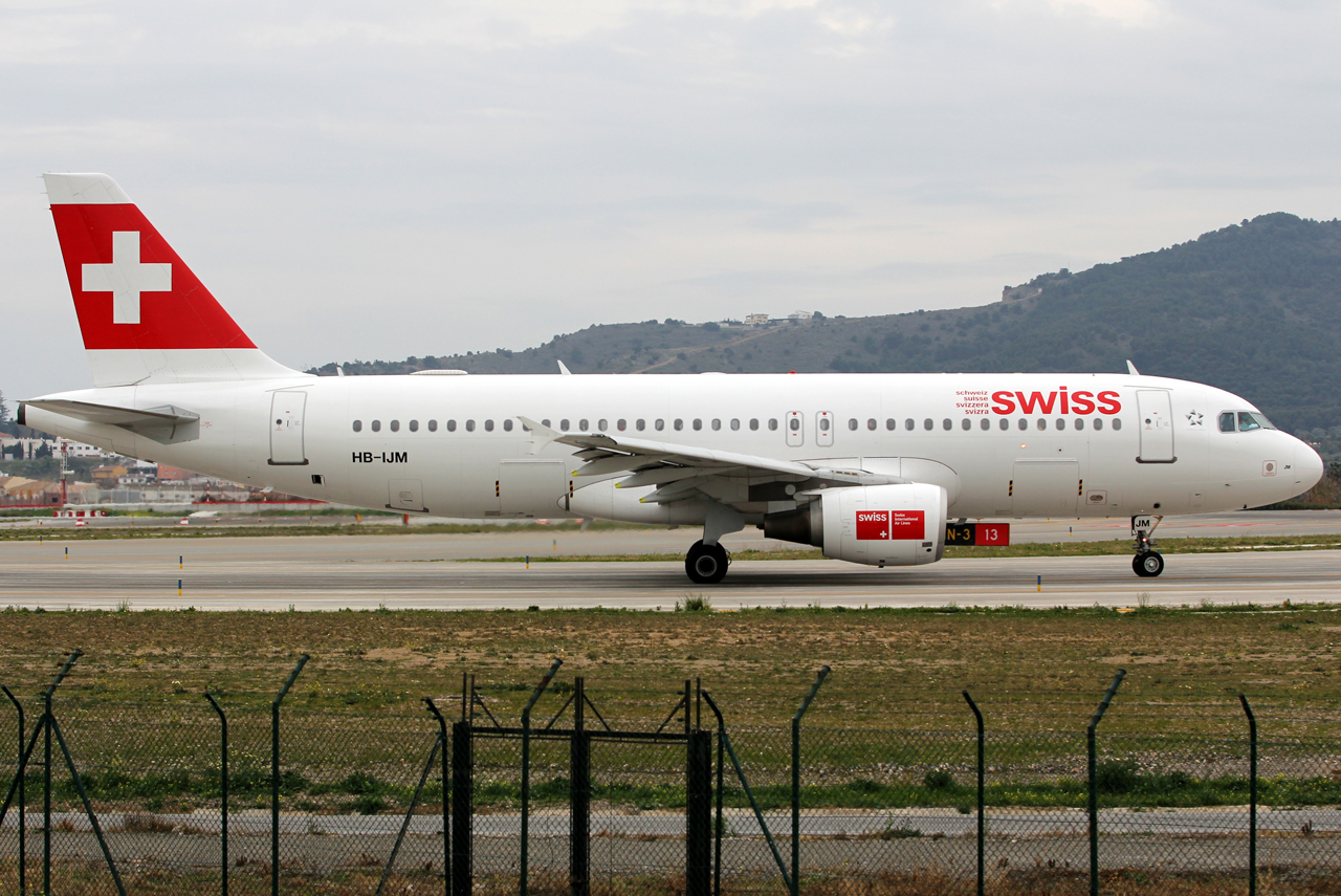 HB-IJM · Airbus A320-214 · (AGP / LEMG)