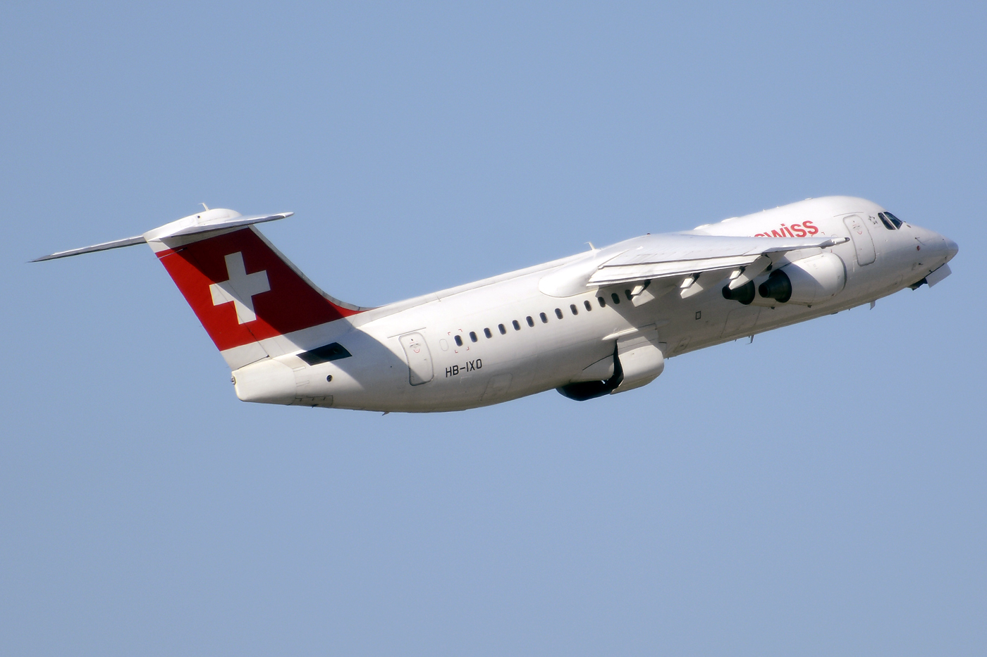 HB-IXO · British Aerospace Avro RJ100 · (ZRH / LSZH)