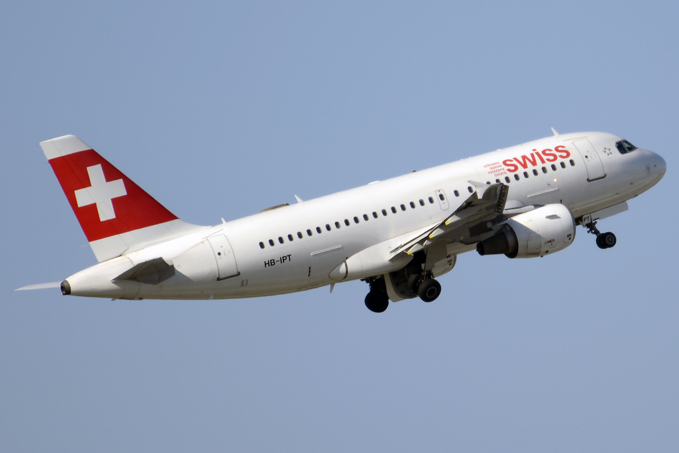 HB-IPT · Airbus A319-112 · (ZRH / LSZH)