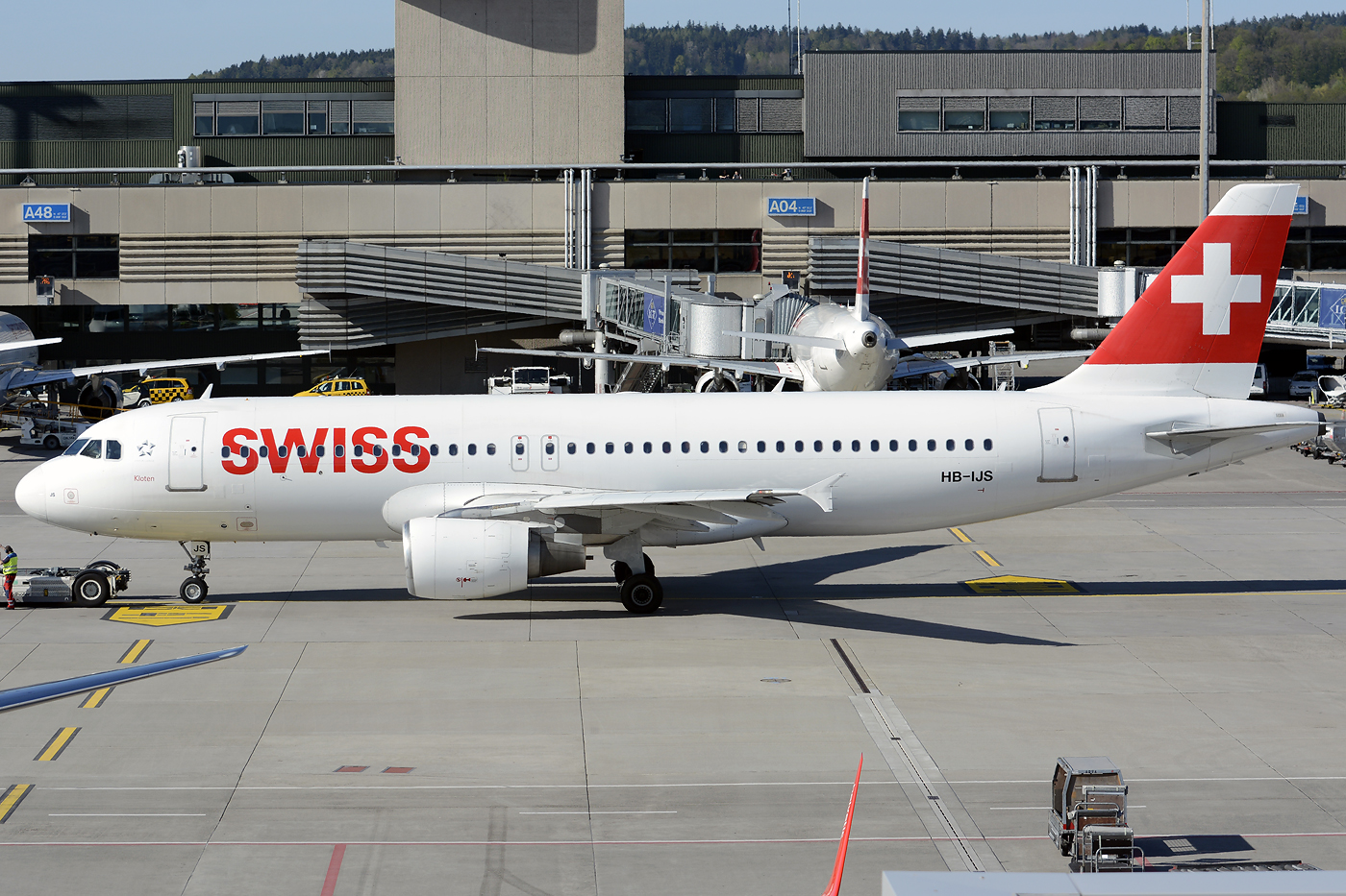 HB-IJS · Airbus A320-214 · (ZRH / LSZH)