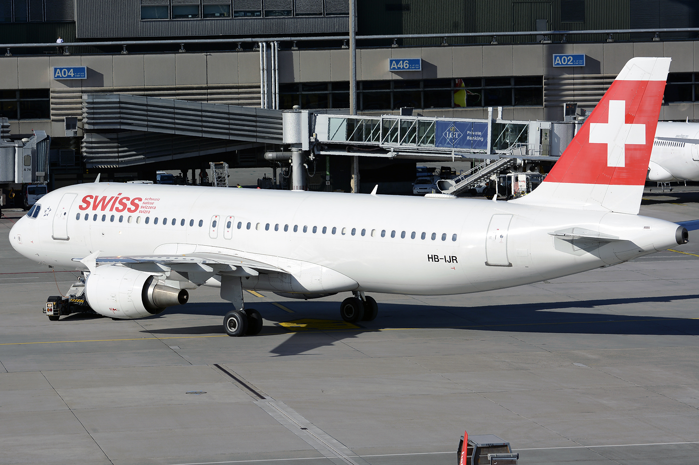 HB-IJR (703) 1997 Airbus A320-214