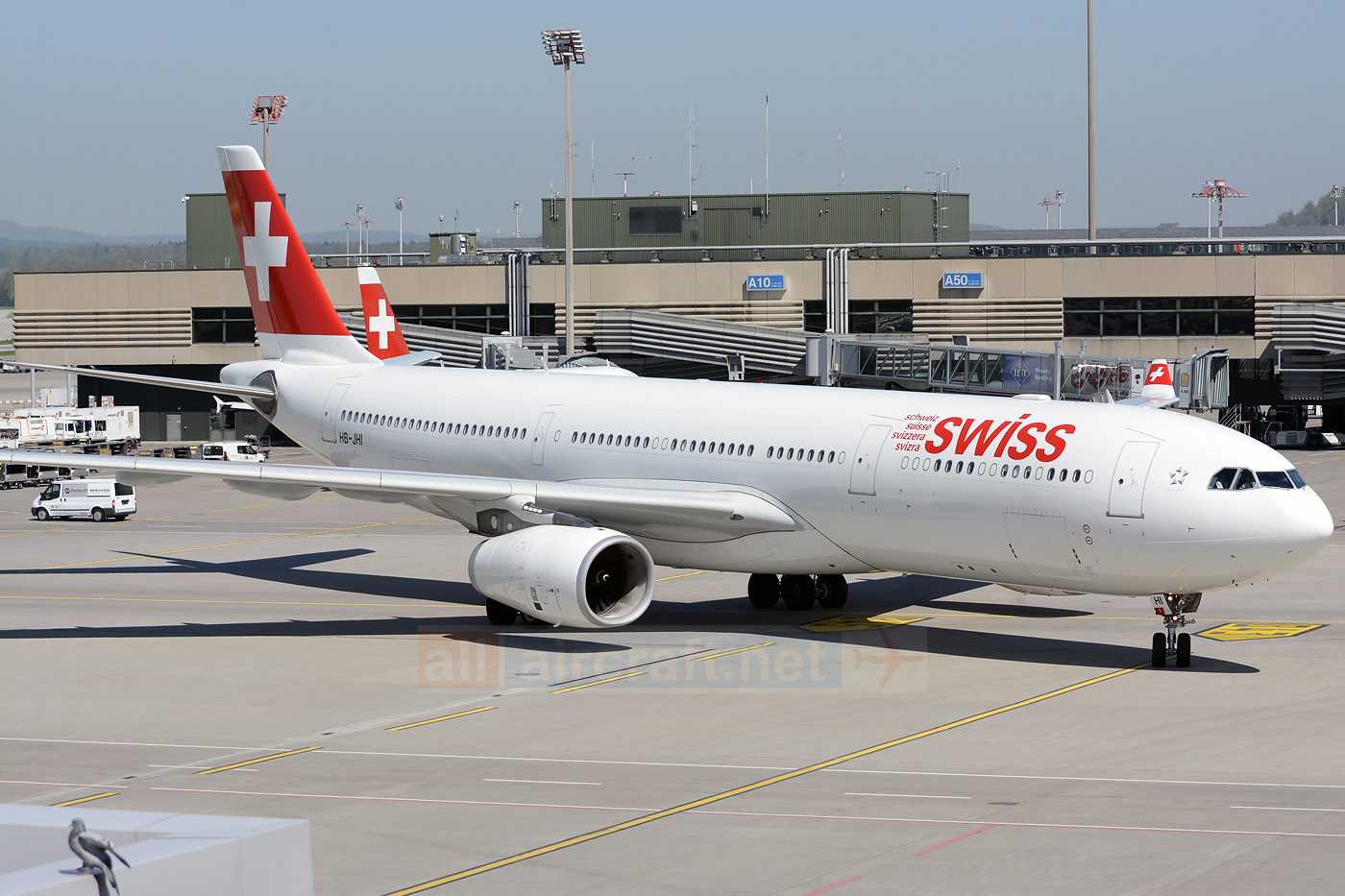 HB-JHI, (cn 1181), Airbus A330-300