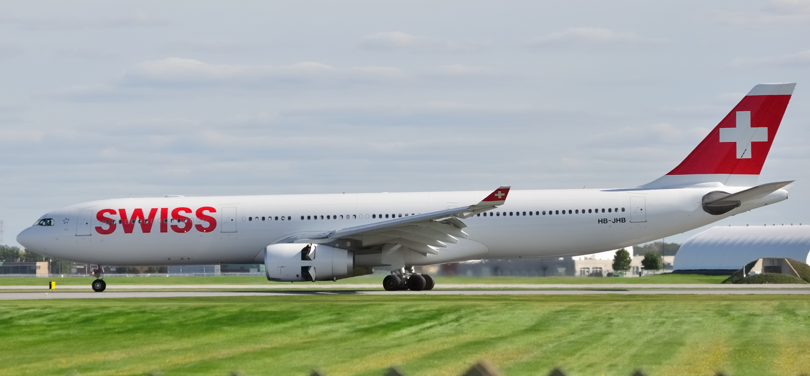 HB-JHB, (cn 1018), Airbus A330-343
