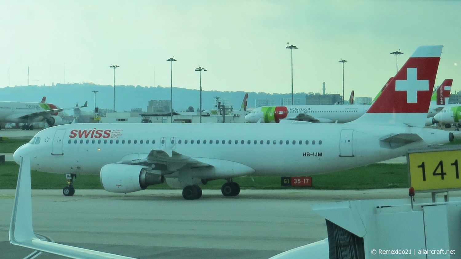 HB-IJM (635) 1996 Airbus A320-214