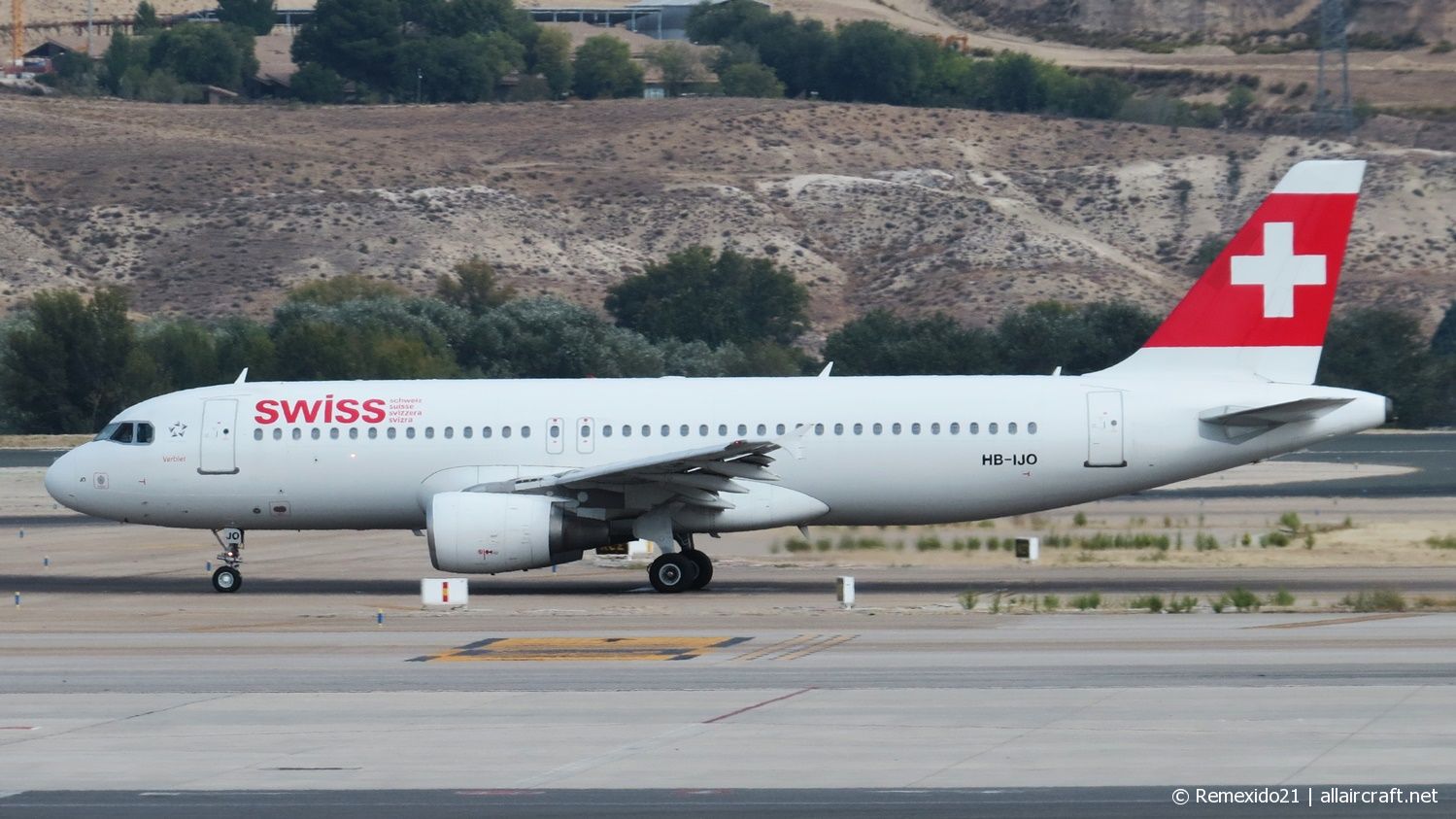 HB-IJO (673) 1997 Airbus A320-214