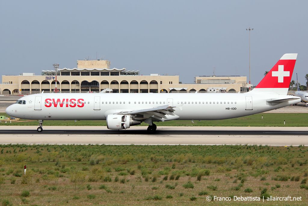 HB-IOD (522) 1995 Airbus A321-111