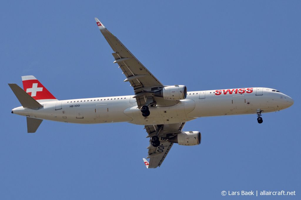 HB-IOO · Airbus A321-212(WL) · (CPH / EKCH)
