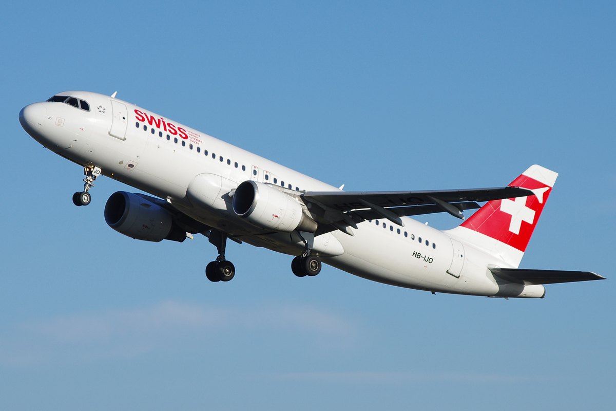 HB-IJO (673) 1997 Airbus A320-214