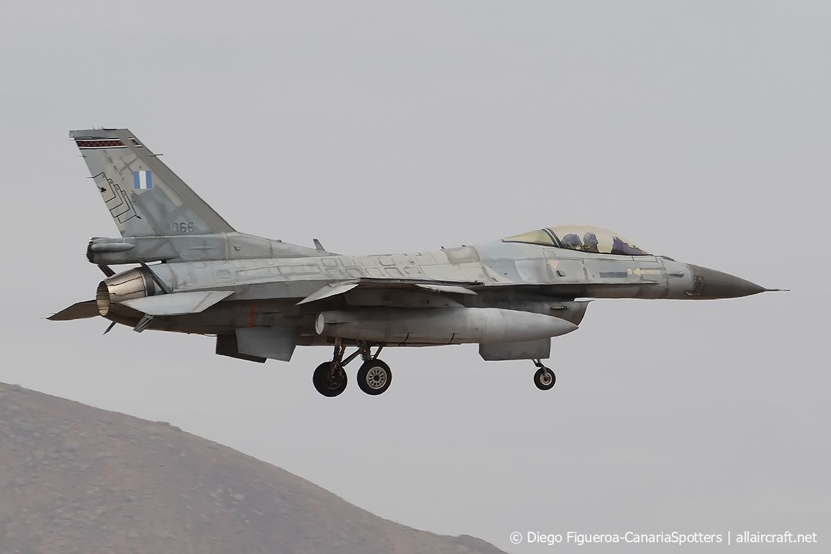 066 · General Dynamics F-16D Fighting Falcon · (LPA / GCLP)