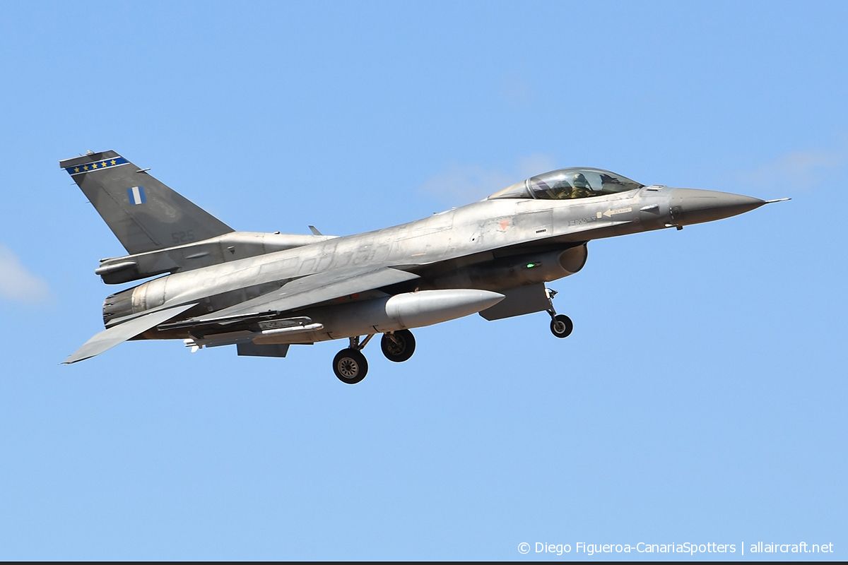 525 · General Dynamics F-16C Fighting Falcon · (LPA / GCLP)