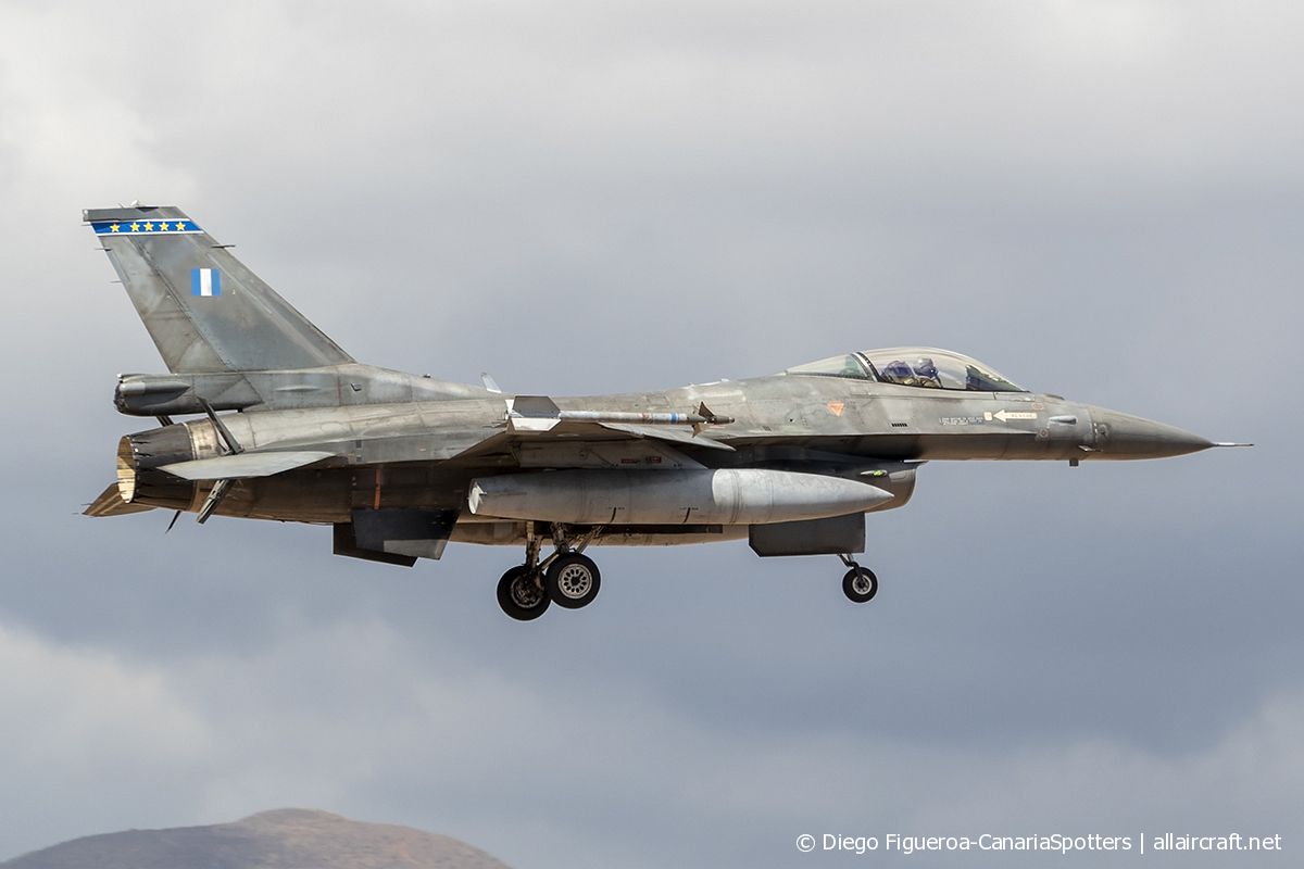 529 (XK-30) Lockheed Martin F-16C Fighting Falcon