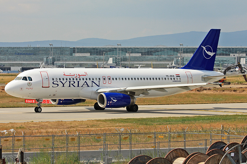 YK-AKA (886) 1998 Airbus A320-232