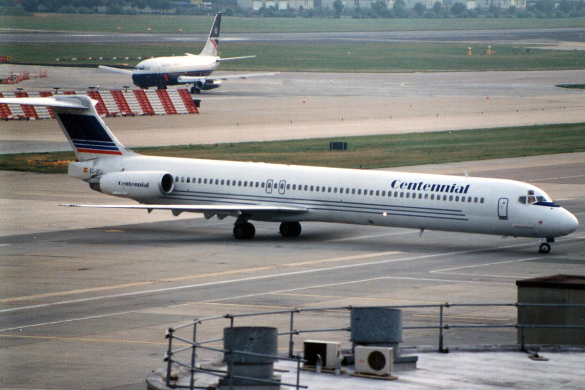EC-GFJ (49710) McDonnell Douglas MD-83